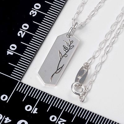 シルバーネックレス