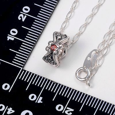 シルバーネックレス