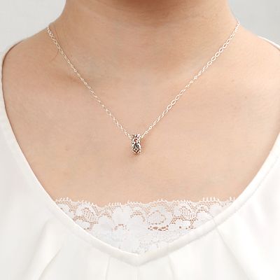 シルバーネックレス