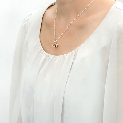 シルバーネックレス