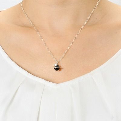 シルバーネックレス
