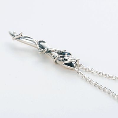 シルバーネックレス