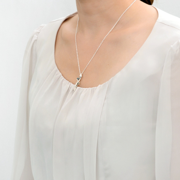 シルバーネックレス