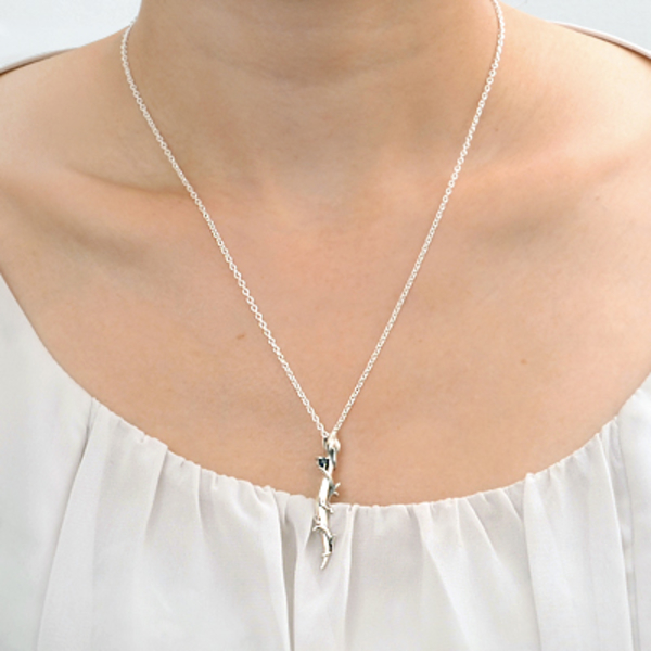 シルバーネックレス