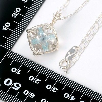 シルバーネックレス