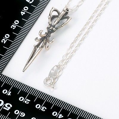 シルバーネックレス