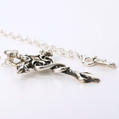 シルバーネックレス