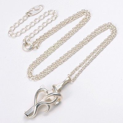 シルバーネックレス