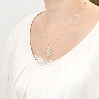 シルバーネックレス