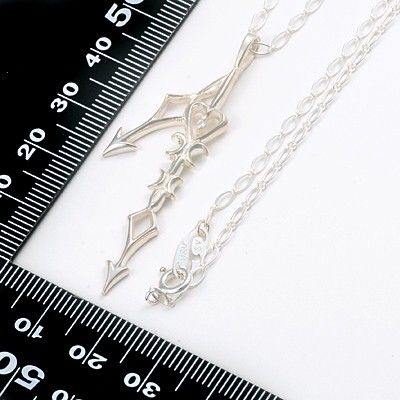 シルバーネックレス