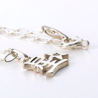 シルバーネックレス