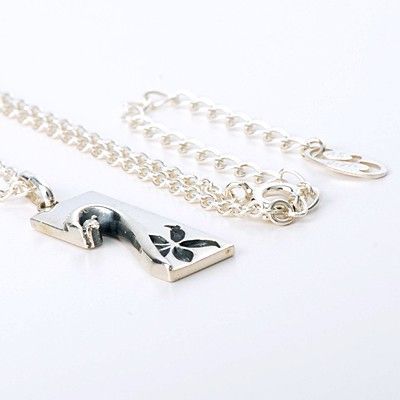 シルバーネックレス