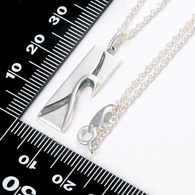 シルバーネックレス