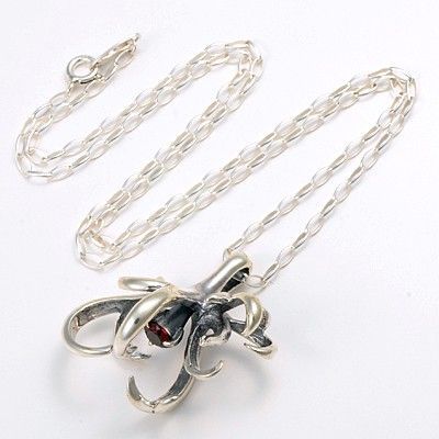 シルバーネックレス