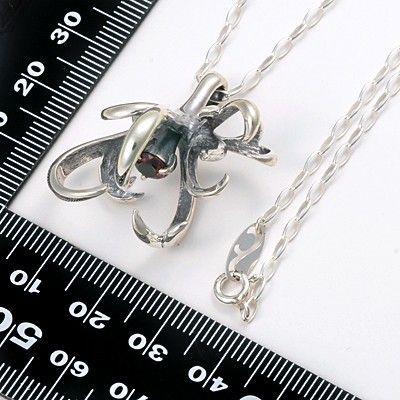 シルバーネックレス