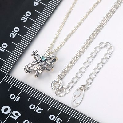 シルバーネックレス