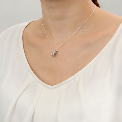 シルバーネックレス