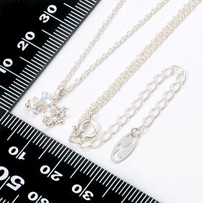 シルバーネックレス