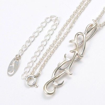 シルバーネックレス