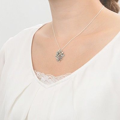 シルバーネックレス