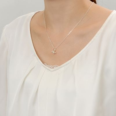 シルバーネックレス