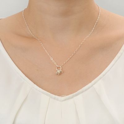 シルバーネックレス