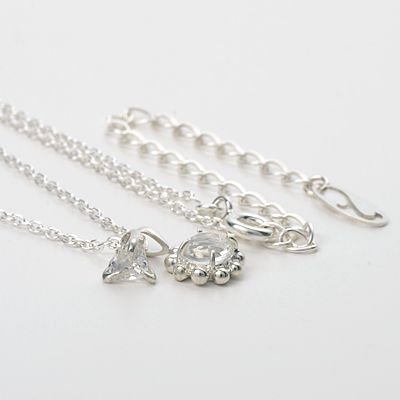 シルバーネックレス