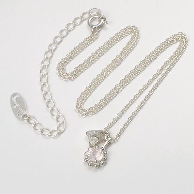 シルバーネックレス