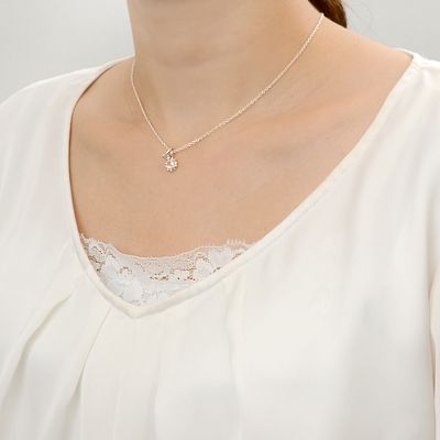 シルバーネックレス