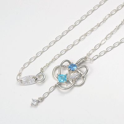 シルバーネックレス