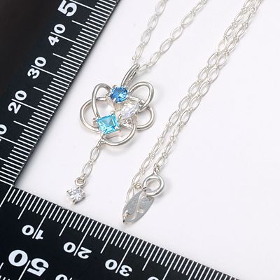 シルバーネックレス