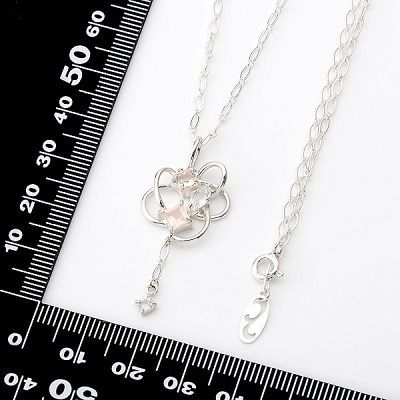 シルバーネックレス