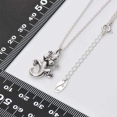 シルバーネックレス