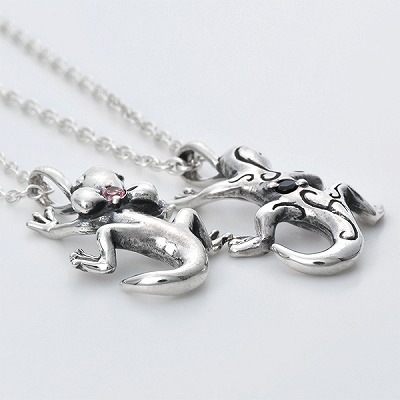 シルバーペアネックレス