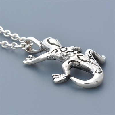 シルバーネックレス