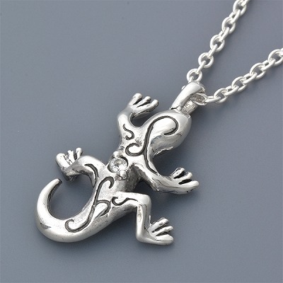 シルバーネックレス