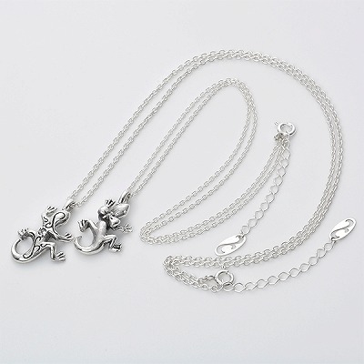 シルバーペアネックレス