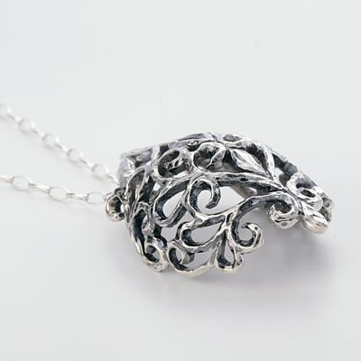 シルバーネックレス