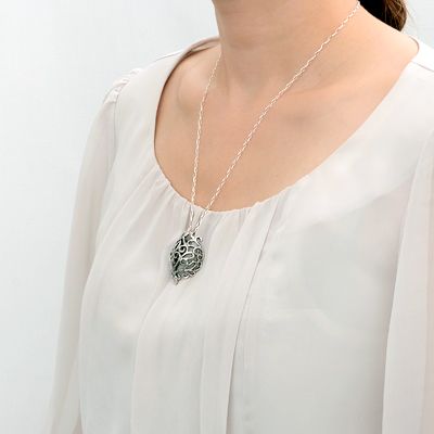 シルバーネックレス