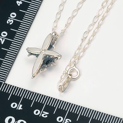 シルバーネックレス