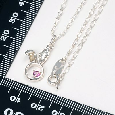 シルバーネックレス