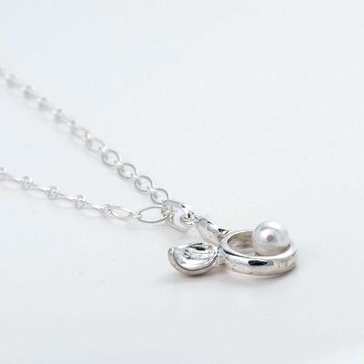 シルバーネックレス