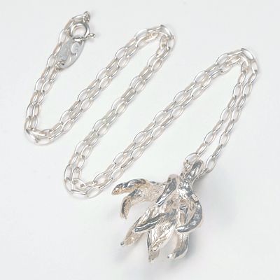 シルバーネックレス