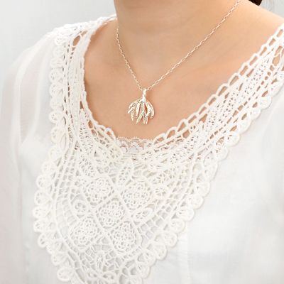 シルバーネックレス