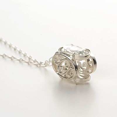 シルバーネックレス