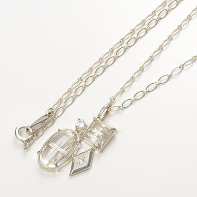 シルバーネックレス