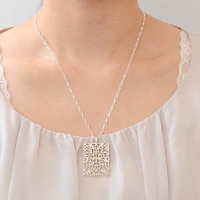シルバーネックレス