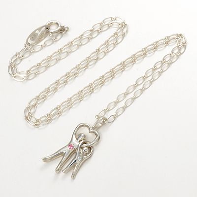 シルバーネックレス
