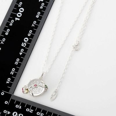 シルバーネックレス