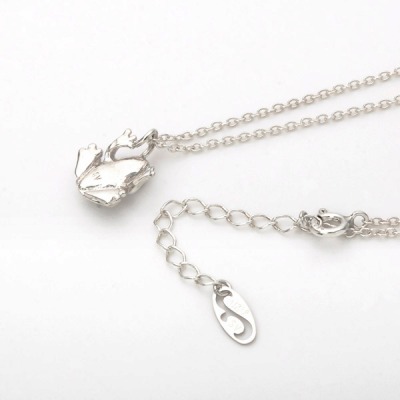 シルバーネックレス